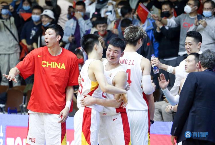 中国男篮即将启程回国 周琦将回墨尔本继续征战NBL