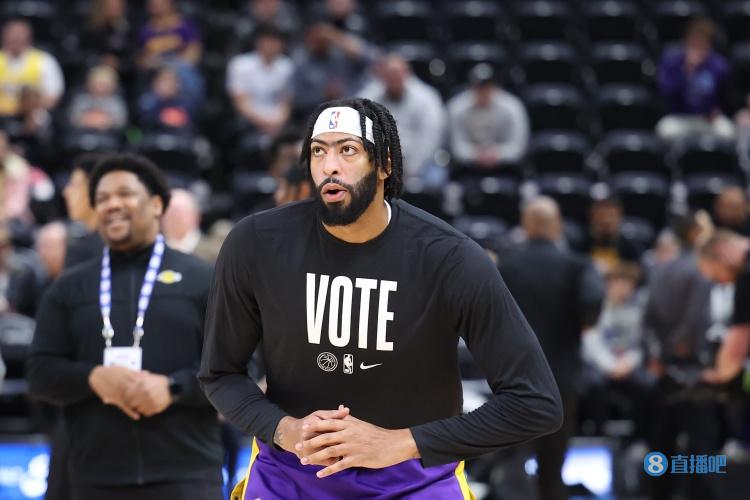 浓眉:要帮施罗德&托马斯-布莱恩特恢复状态 他俩能发挥重要作用