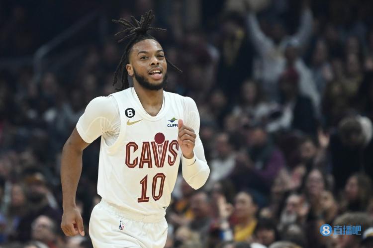 弹无虚发!加兰首节出战8分钟 5中5&三分2中2&罚球2中2爆砍14分