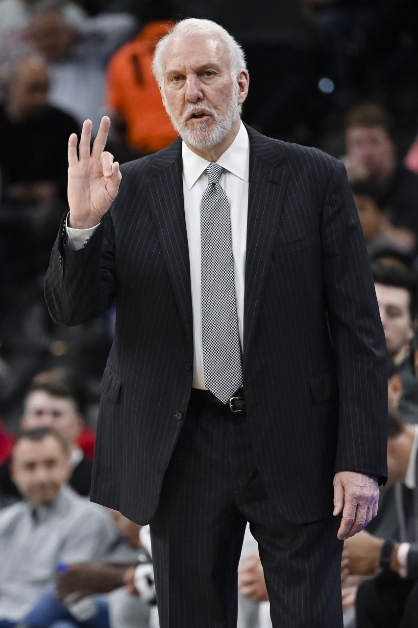 马刺助教:开赛前20秒才得知波波今天不能执教 目前他状况良好