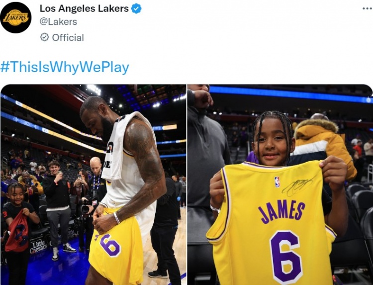 ?湖人官推晒詹姆斯为小球迷签名照片：This Is Why We Play