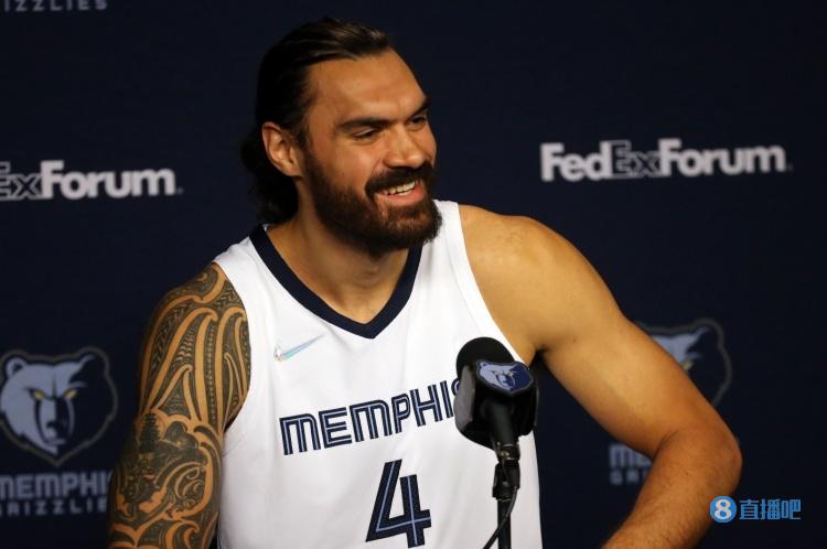 詹金斯:我知道恩比德拿了35分 但亚当斯做了所有小事帮我们取胜