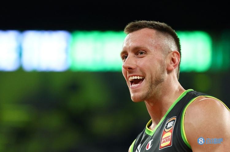 对飚局!克里克46分10板力压小沃顿45分10助 助凤凰1分险胜国王