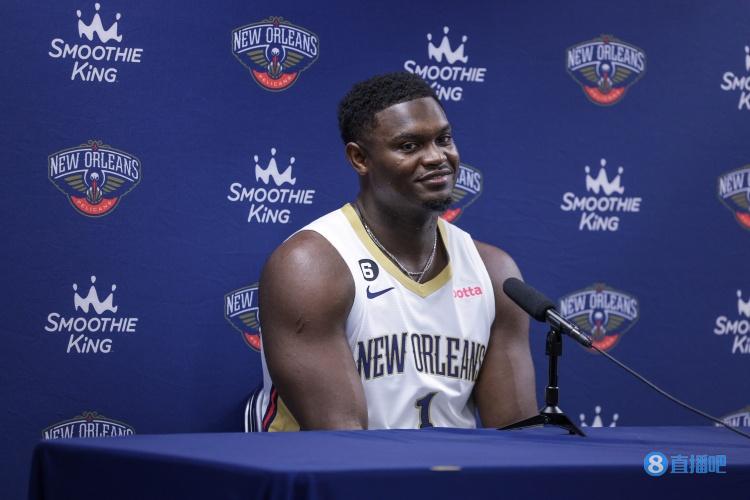 锡安：我和瓦兰都是聪明的球员 我俩共事时间越长化学反应就越好