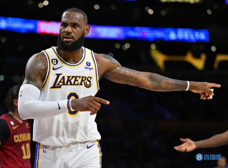 Skip：詹姆斯这位最佳传球手今天咋才4助？只想着追贾巴尔了？