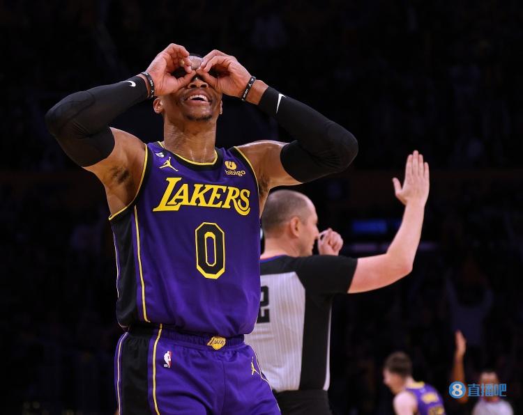 威少:当我们以这种方式打球时 别人很难击败我们