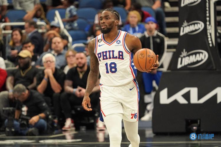 老里弗斯：我们的阵容很有深度 米尔顿证明自己配得上首发