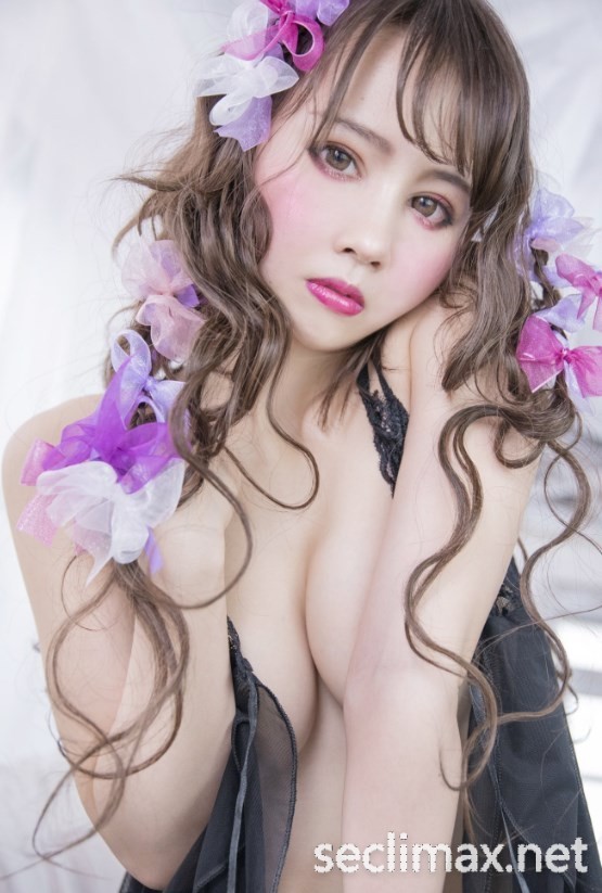 无码流出 (fc2ppv-1030752)解密!这位2018年就知道五条悟会红的无码萝莉是? ...无码番号作品