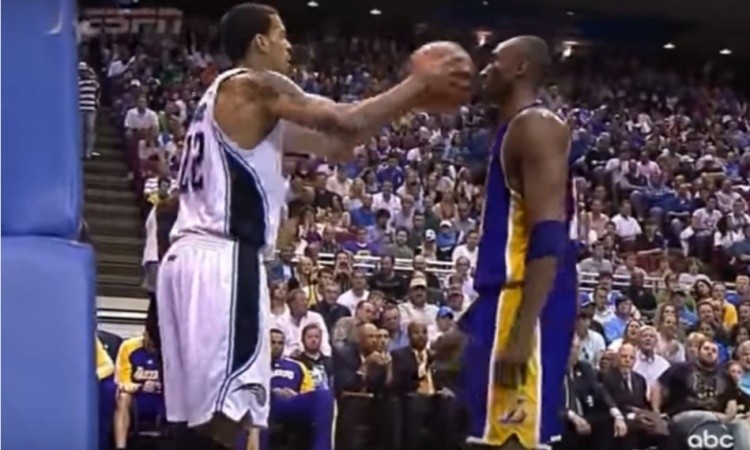 媒体认为科比6-10&球员普遍认为前3 巴爷：做过对手才有话语权