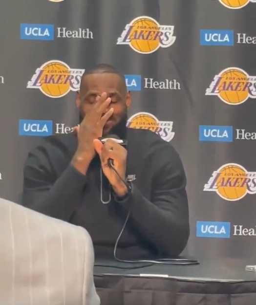 泰伦-卢说在骑士就知道你得分能超贾巴尔?詹姆斯:他在吹牛?