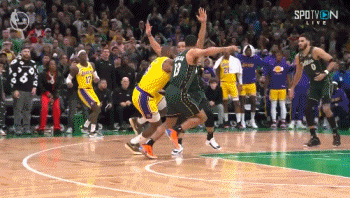 詹姆斯晒漏判:好帽@塔图姆???