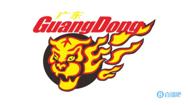 这谁顶得住啊！广东半场三分14投12中轰下74分&半场得分赛季新高