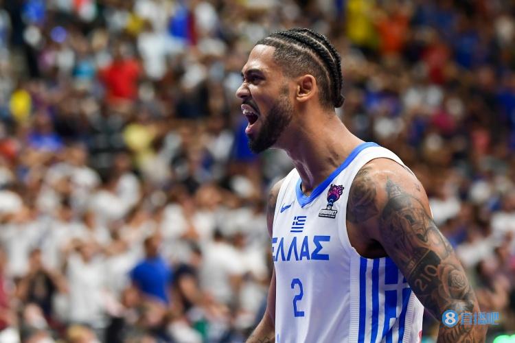 Stein:湖人探索10天合同签人选项 后卫多西进行试训&是候选之一