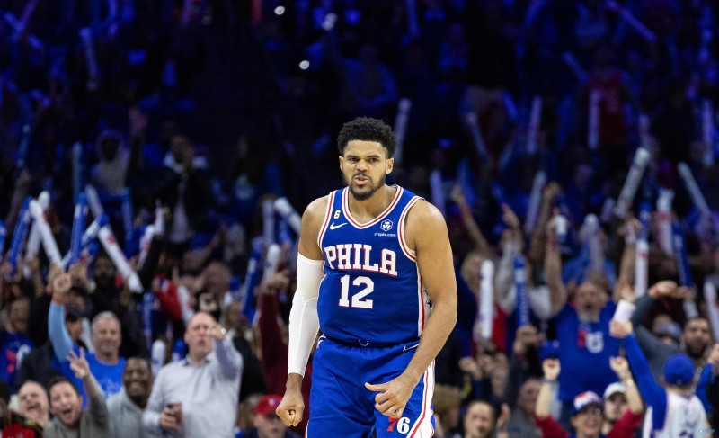 吊打对手！76人首发5人正负值合计+177