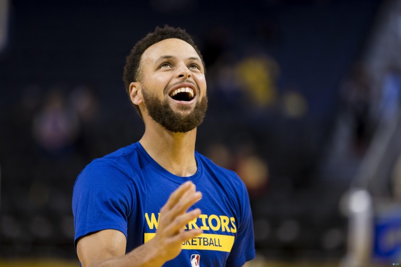 库里：刚伤愈出场时间限制是有些麻烦 末节才感觉是真正的我