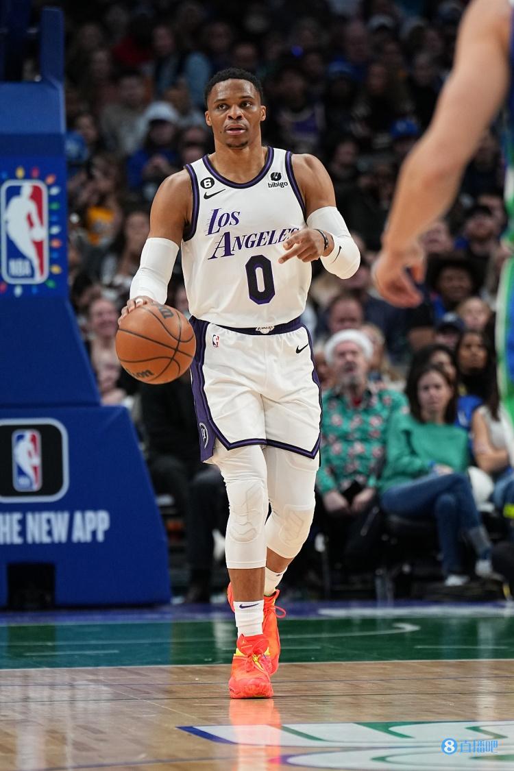 威少本赛季已12次替补送出10+助攻 超全联盟其余替补总和！