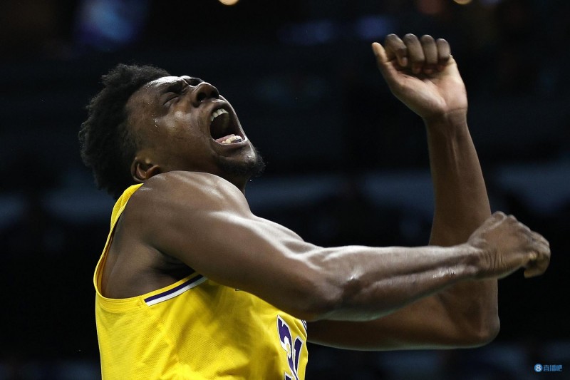 布莱恩特再扮奇兵成詹威绝配 谁还记得他大伤前已是篮下终结王