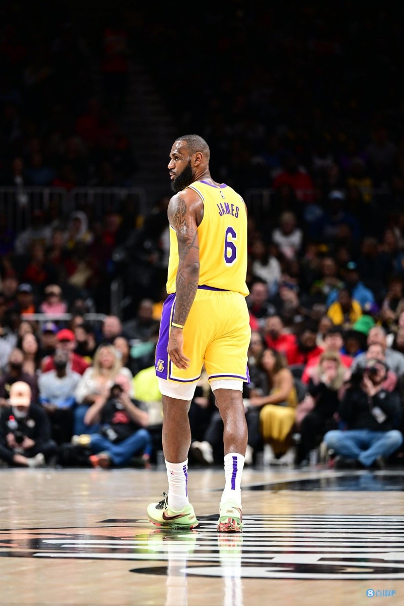 他可38岁了!詹姆斯连续28场得分20+ 超越东契奇排名联盟第一!