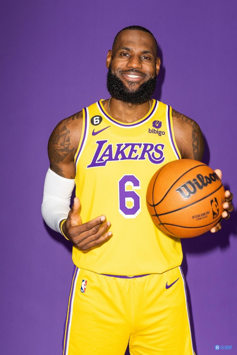 德章泰-穆雷:詹姆斯球技人品俱佳 为孩子们建立学校就能证明