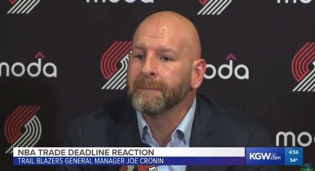 开拓者总经理回应给小佩顿打止痛针一事:我们确信他是健康的