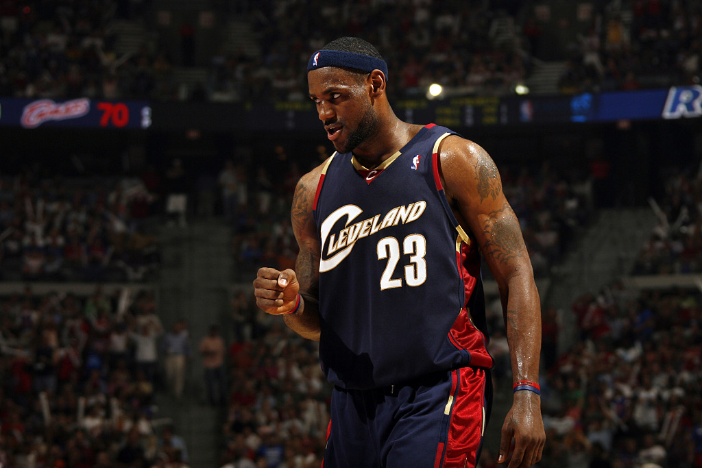 塞拉斯:犹记詹姆斯的NBA首秀 他18岁就已完全弄懂了篮球