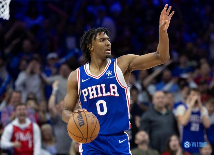 尼昂：很幸运能拥有马克西 他在防守端也是个令人“讨厌”的家伙