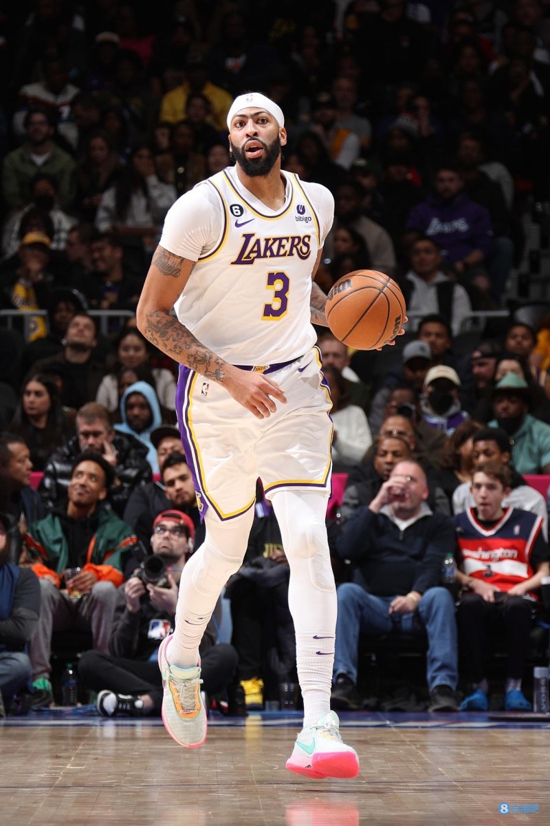 浓眉:我们现在急需胜利 本场失利很糟糕仅次于波士顿裁判门