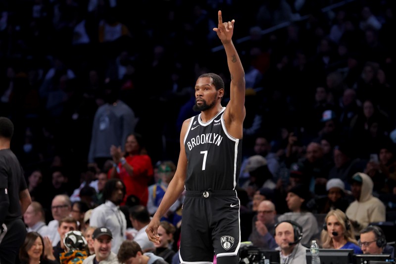 杜兰特加盟!太阳拥有了球队本赛季唯一一位全明星