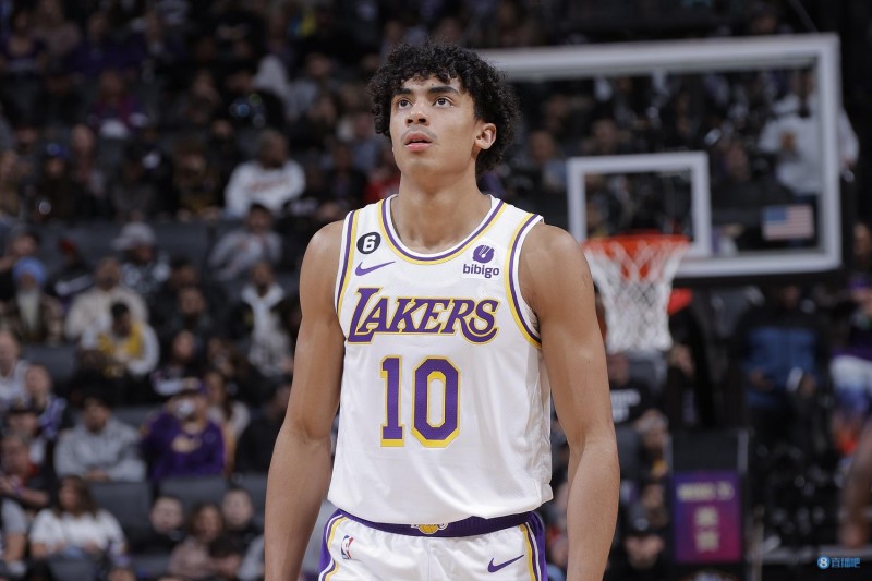 随队记者：湖人将克里斯蒂下放至发展联盟