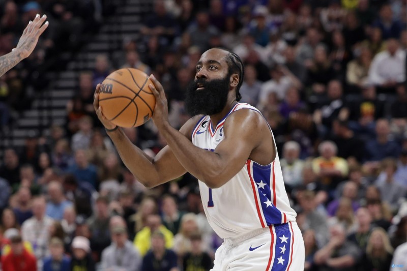 哈登:不管付出什么代价 全明星前都得找到终结比赛的方式