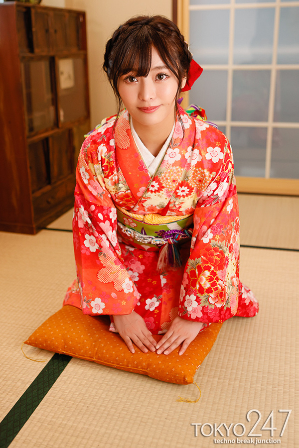 就做到出道三週年?顶级美少女的她完全消失!