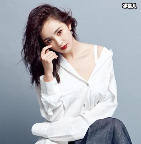 杨幂许凯新剧路透图曝光,最萌身高差太有爱网友:姐弟痕迹太重