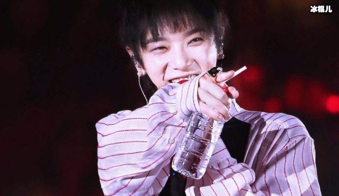 黑暗系沈腾上线一言不合就霸气上演《无间道》,华晨宇惊现刘德华