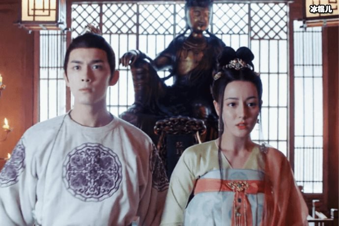 长歌行李长歌为何和父亲关系不好?她的母亲是什么来历?