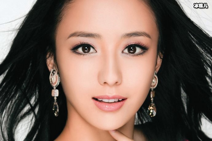 丝毫没有明星架子,佟丽娅剧组接地气赢得网友好评