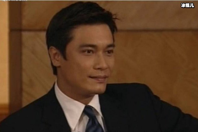 视帝罗嘉良也开始直播带货?人过半百显沧桑网友直呼太掉价