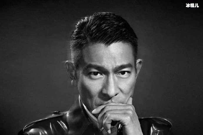 刘德华隔空喊话贾玲“我爱你”,粉丝们羡慕不已