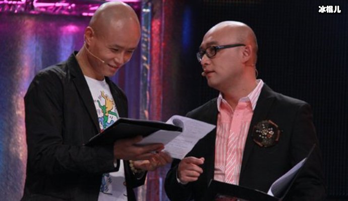 孟非的主持风格飒爽,特别是在身高更是惊艳网友