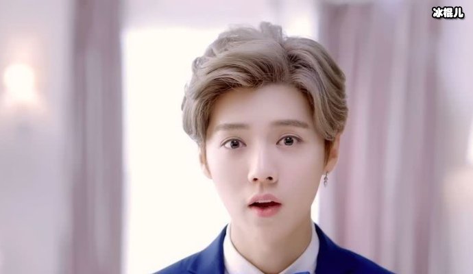 她是韩国第一美女鹿晗表示喜欢过,如今只想当中国网红