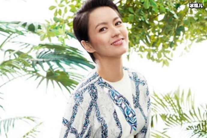 梁咏琪开直播庆祝生日,与粉丝们亲密互动女儿惊喜出镜