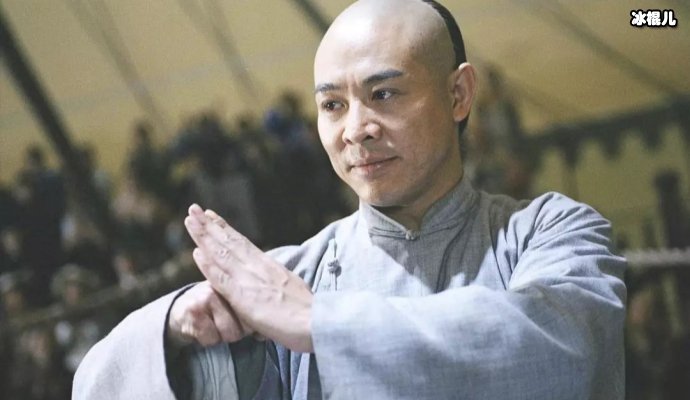 她被称为娱乐圈绝色拒绝赌王追求,李连杰为她拍戏还债