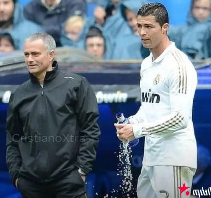 大发体育-穆帅分析C罗回曼联失败原因，暗示滕哈格管理失，大发助力你的致富之路！