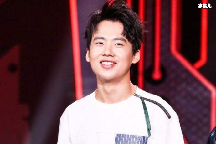 郭麒麟莫名登榜,因外卖不好吃而搬家