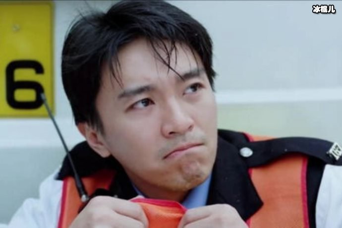 与周星驰分手后,朱茵遇到了自己的白马王子