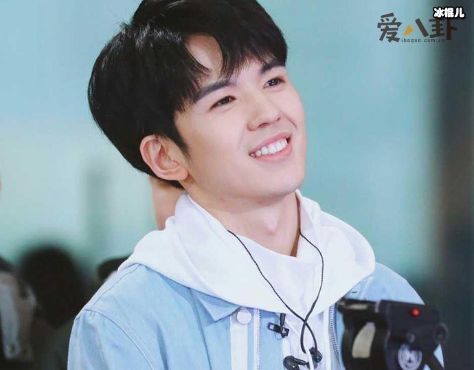 刘昱晗仝卓怎么回事, 2人私下关系真的那么混乱?