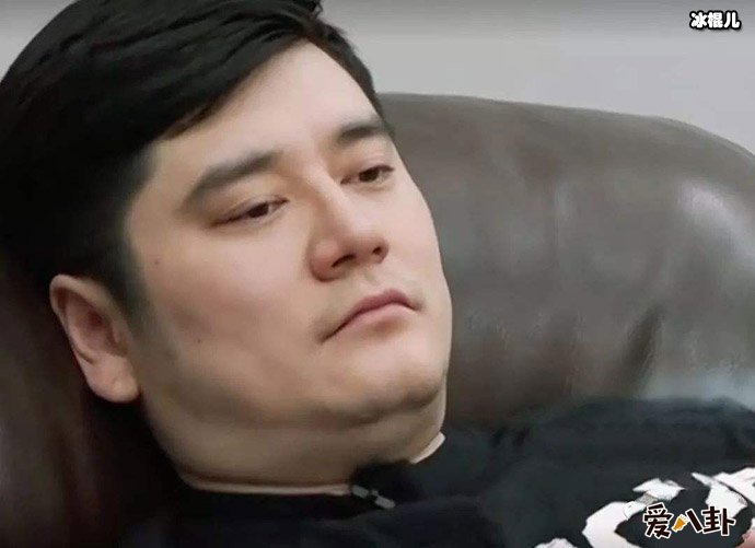 钱枫胖成球,被网友评油腻大叔颜值巅峰已不再!