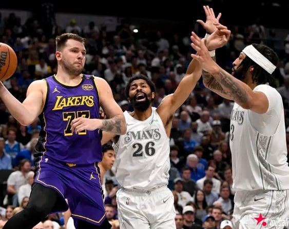 迈博体育 东契奇战旧主45+8老詹里程碑 浓眉两双湖人胜独行