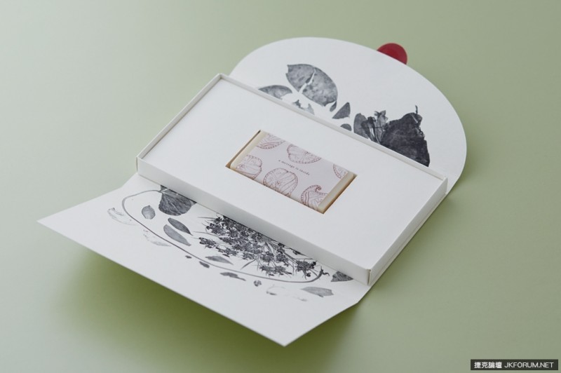 不敢開口表白?送她一塊《告白肥皂》洗完後全明白了…