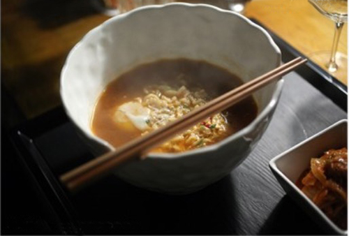 有錢沒地方花嗎？首爾最貴的泡麵