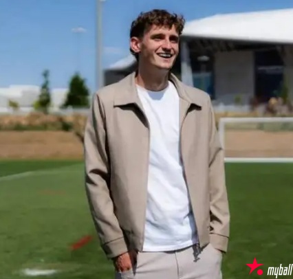 大发体育-利物浦中场莫顿1500万欧加盟里昂,大发助力你的致富之路!